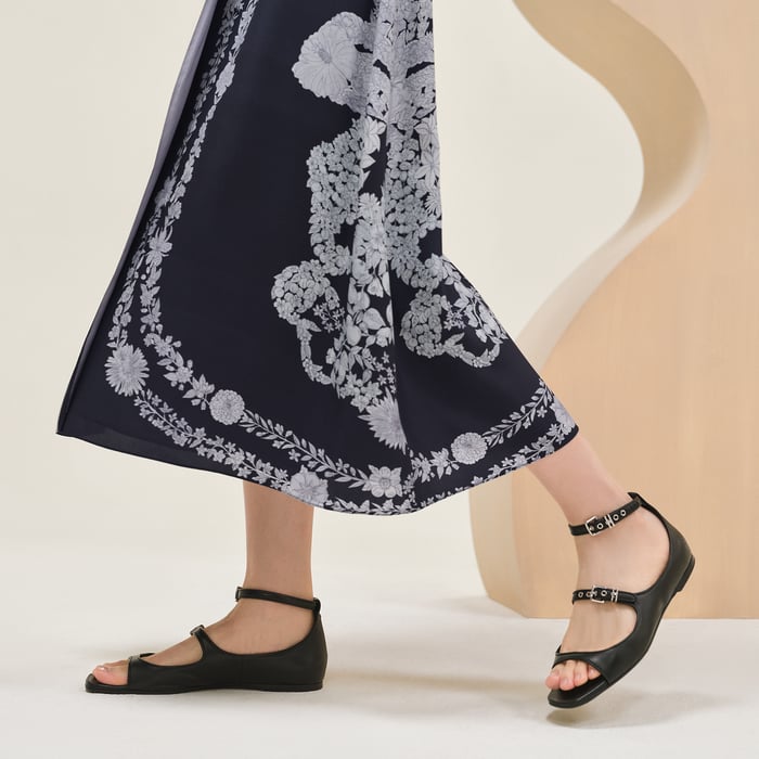Bleu Noir "Brides De Gala En Fleurs Esquisse" Flared Skirt
