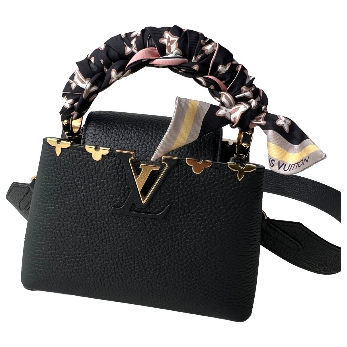 Capucines leather mini bag