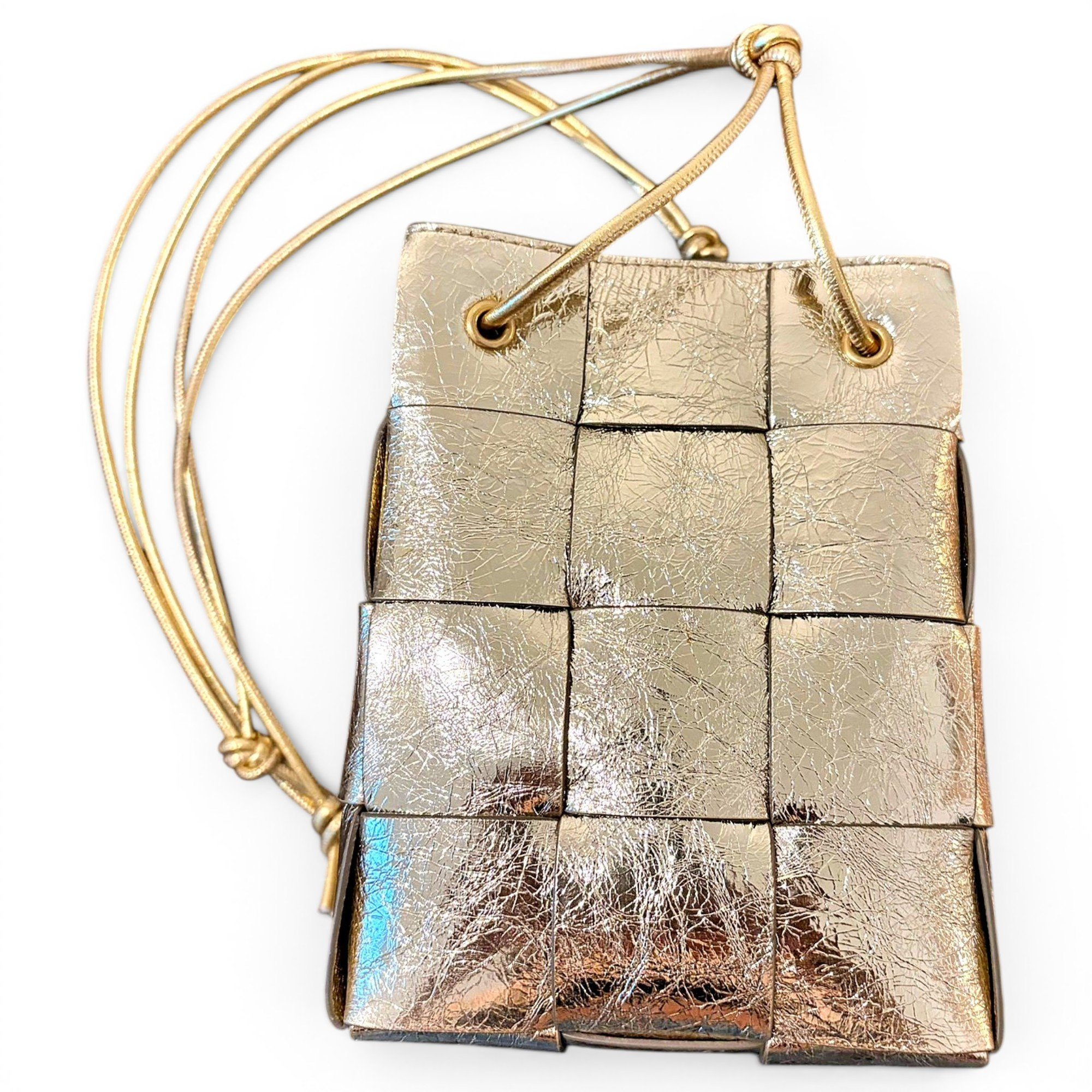 Cassette Bucket leather crossbody bag