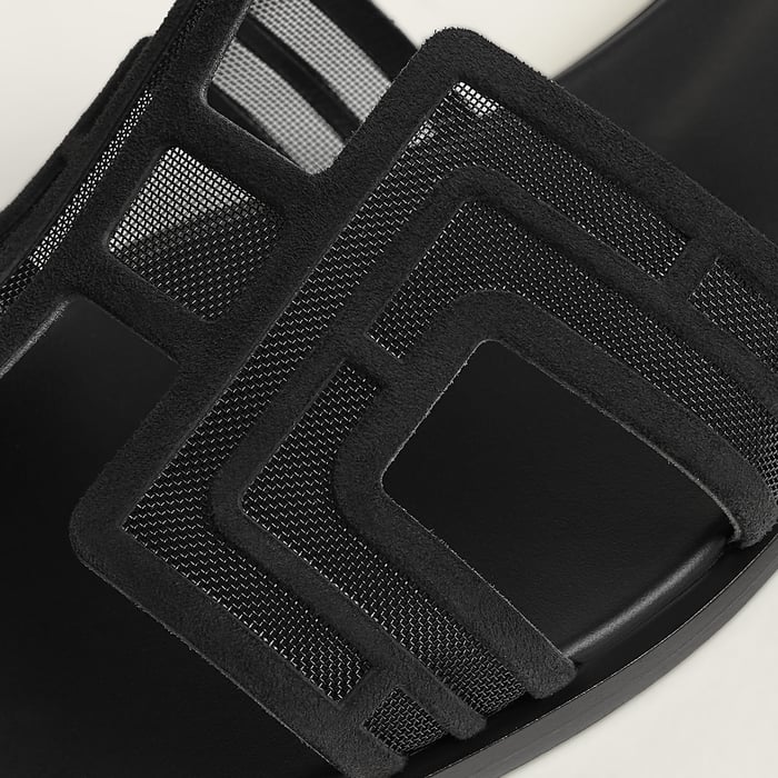 Noir Oran Sandal