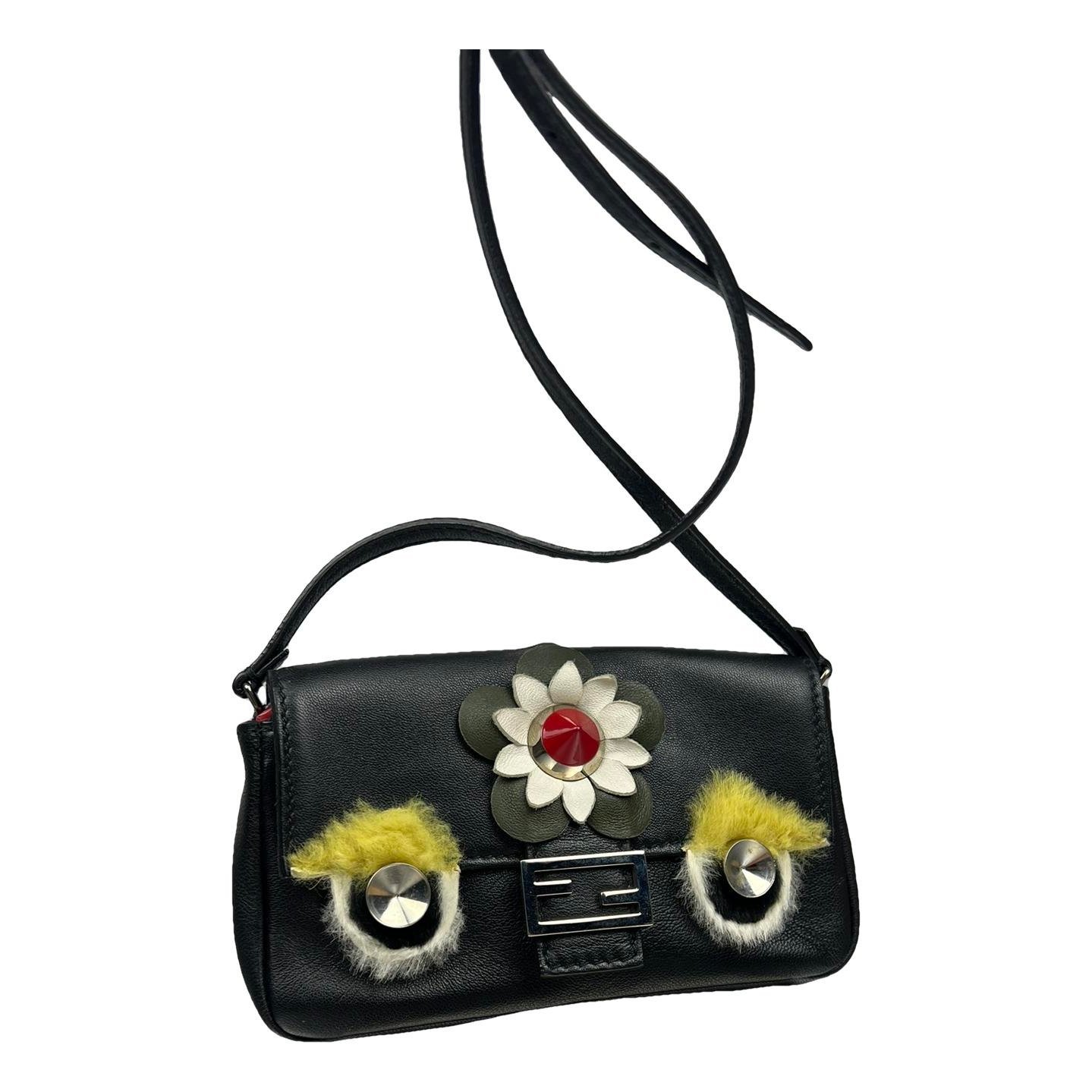 Baguette leather handbag