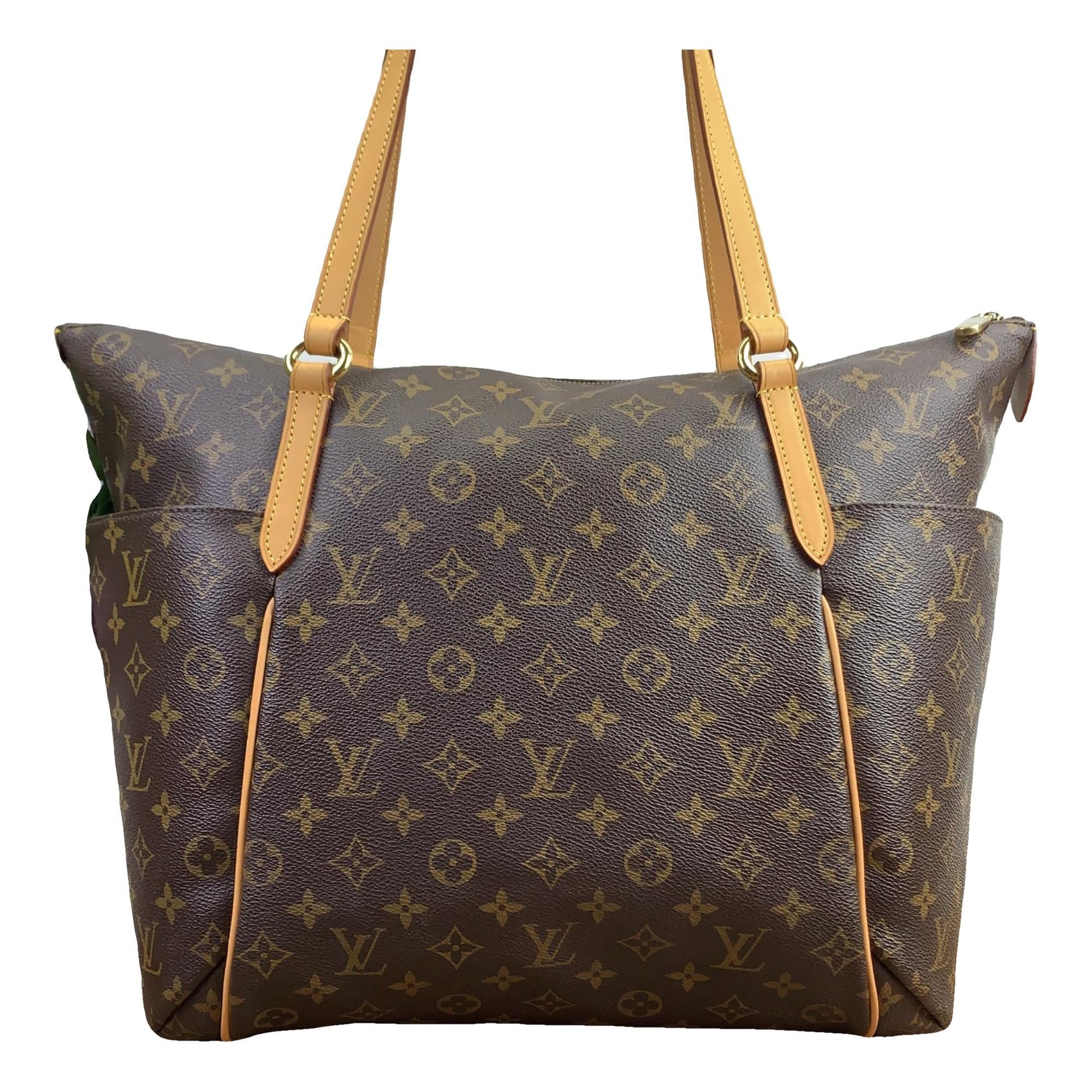 Totally leather handbag