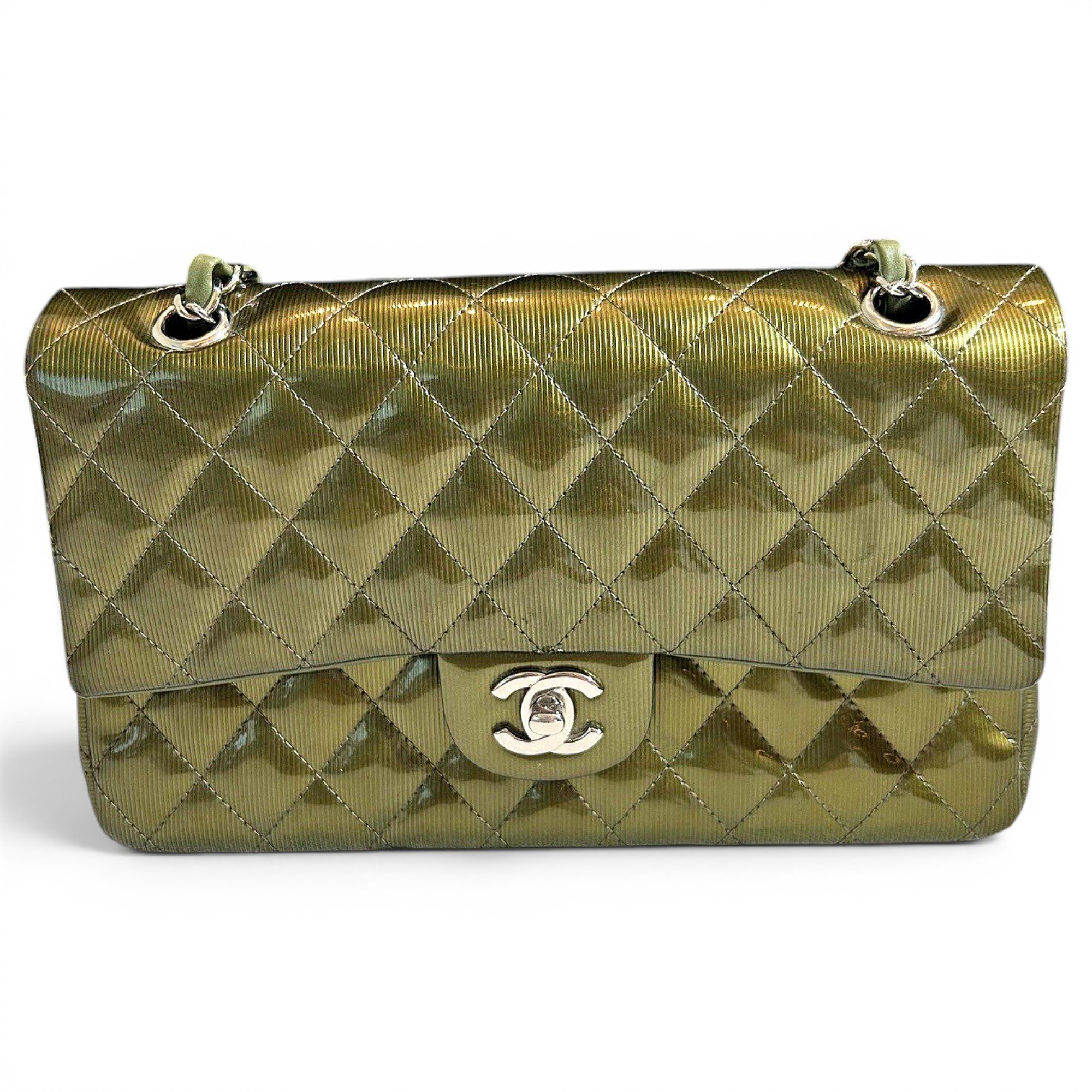 Timeless/Classique patent leather crossbody bag