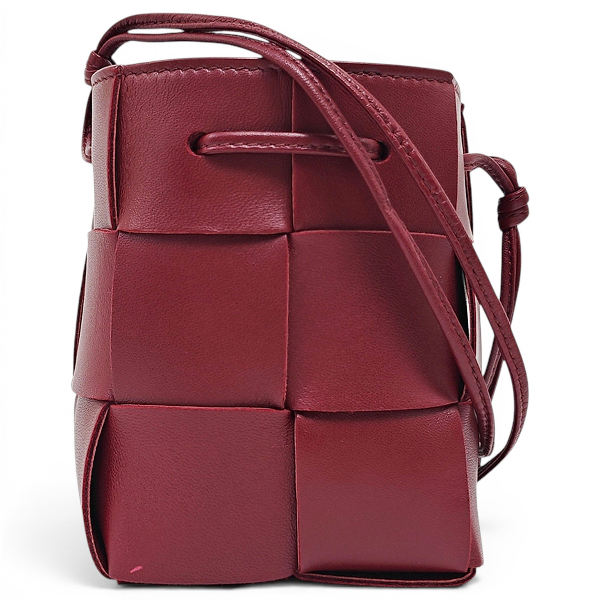 Cassette Bucket leather handbag