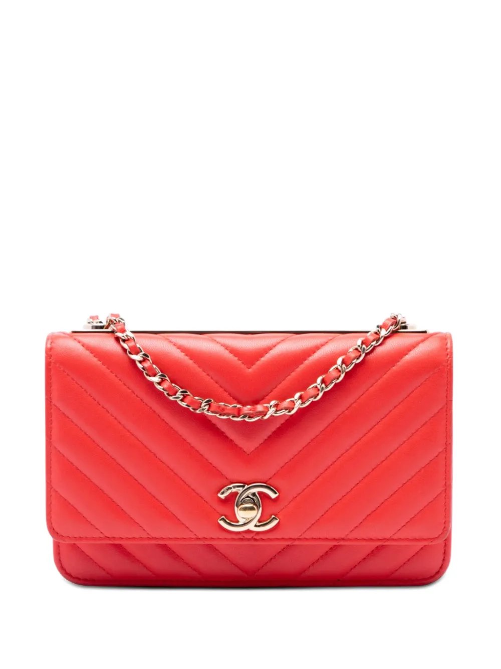 2018-2019 Chevron Lambskin Trendy CC Chain Wallet on Chain crossbody bag