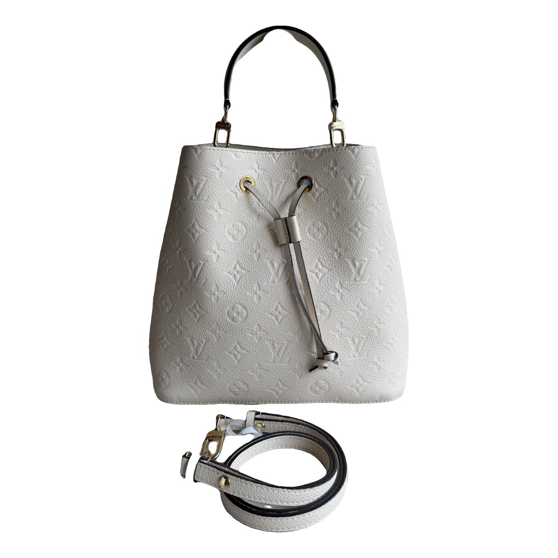 NéoNoé BB leather handbag