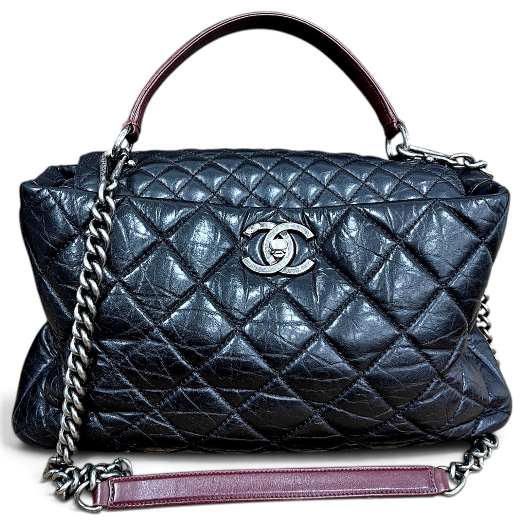 Chanel Trendy CC Top Handle leather handbag