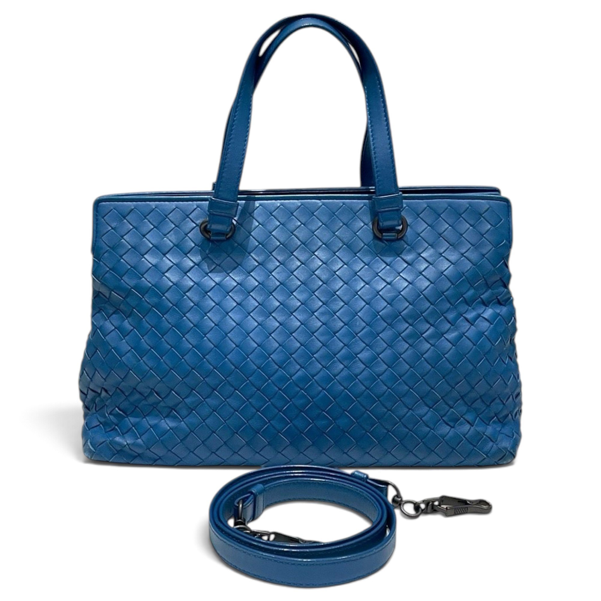 Leather tote