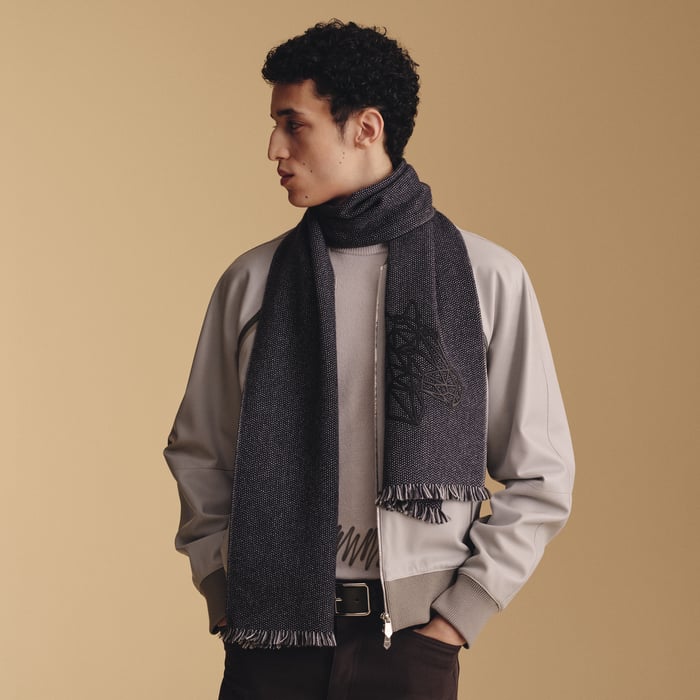 Noir Faubourg Of Dreams Muffler