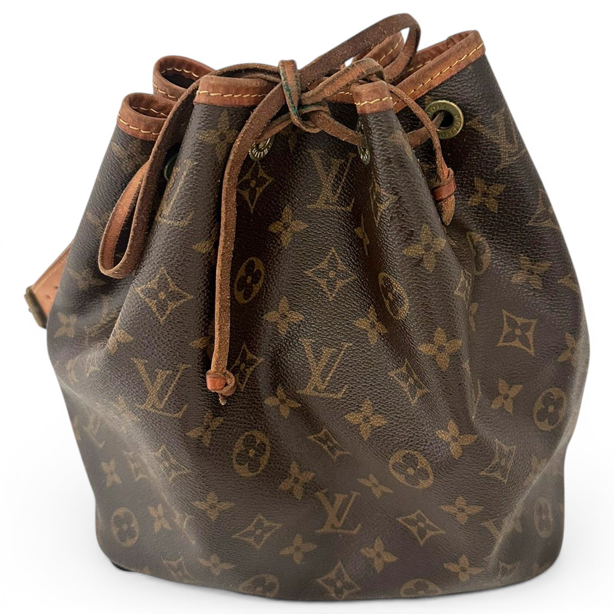 Noé leather handbag
