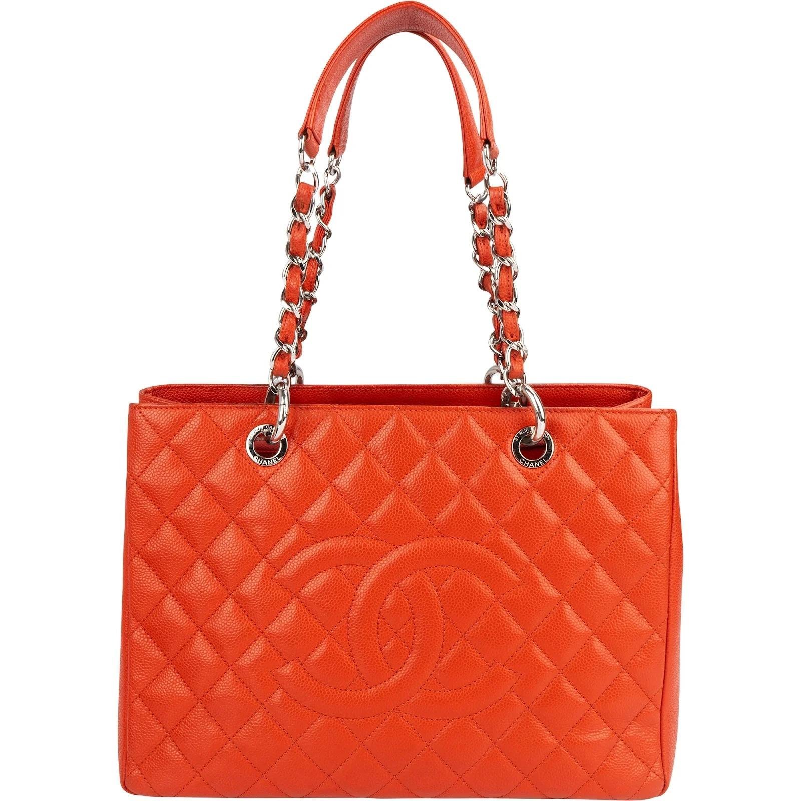 Classic CC Shopping leather handbag