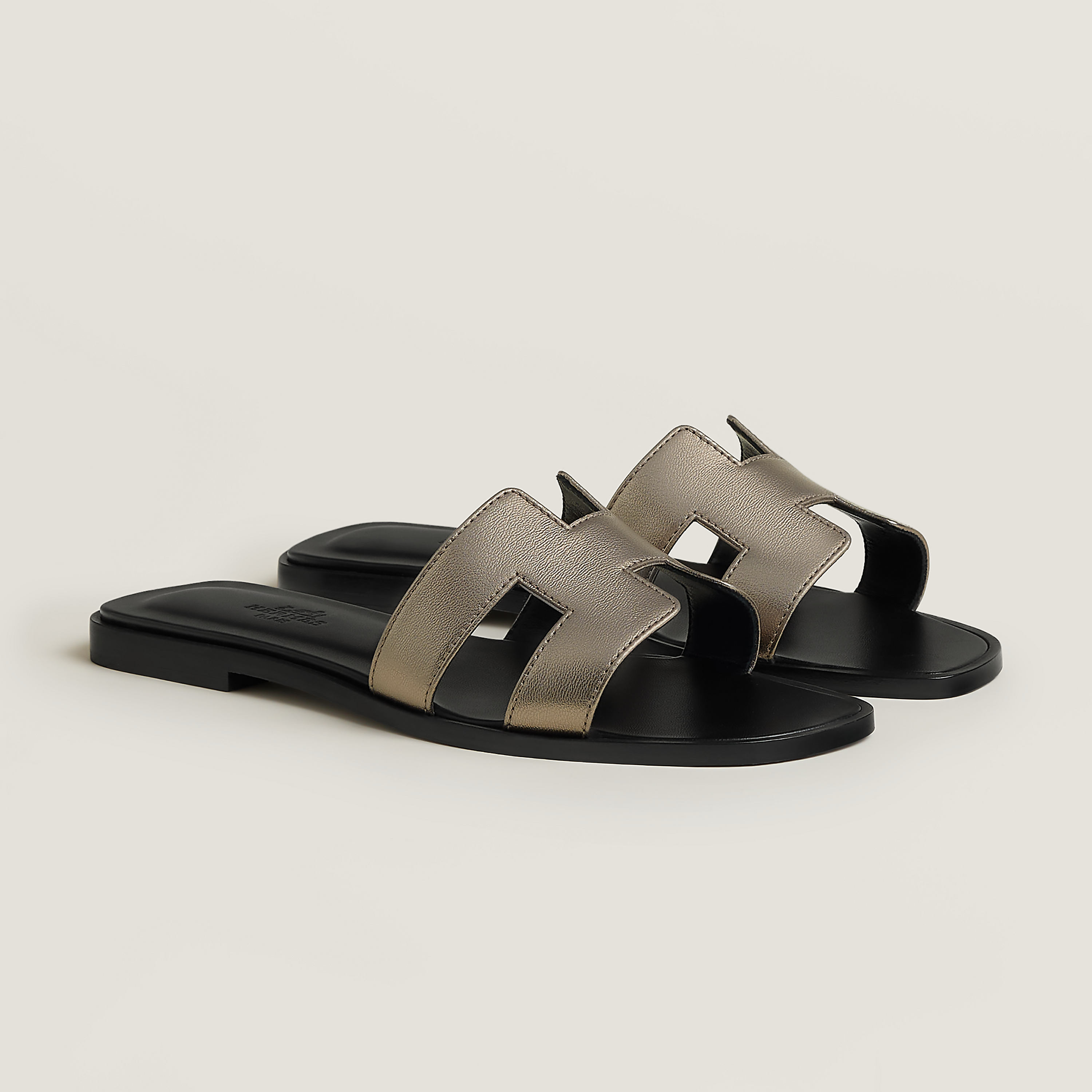 Oran sandal