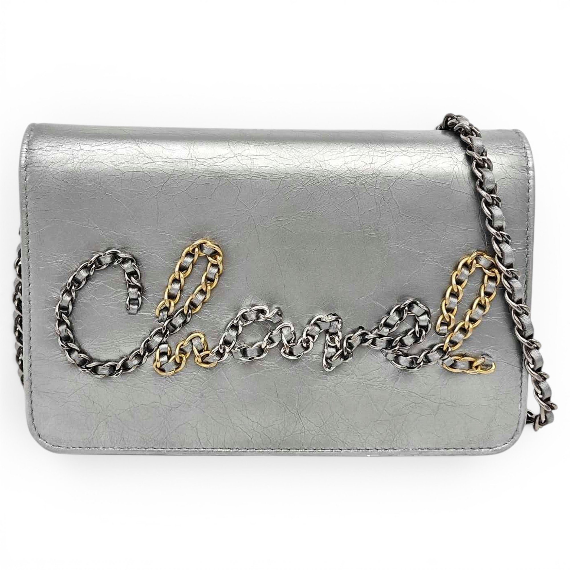Wallet On Chain Timeless/Classique leather crossbody bag