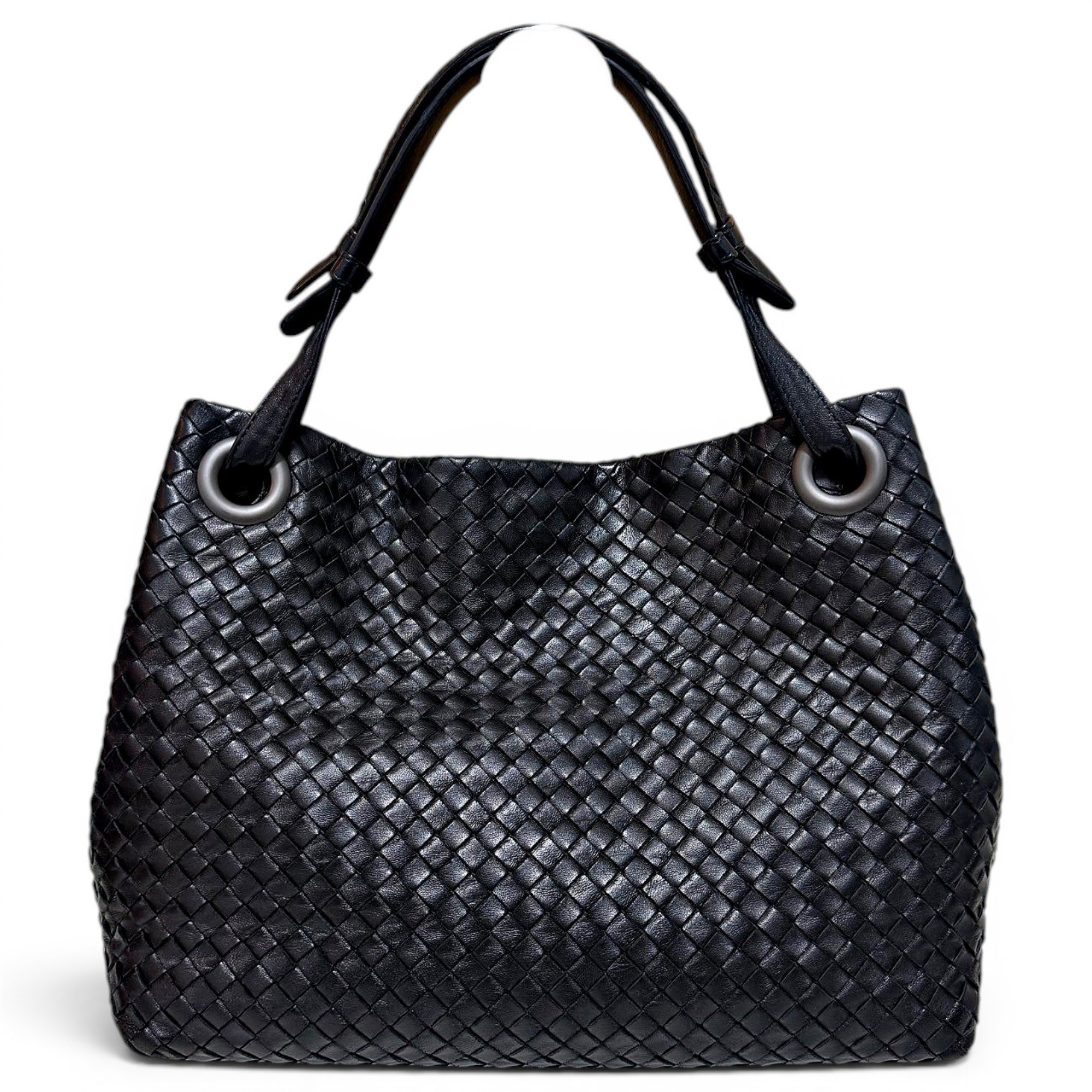 Veneta leather handbag