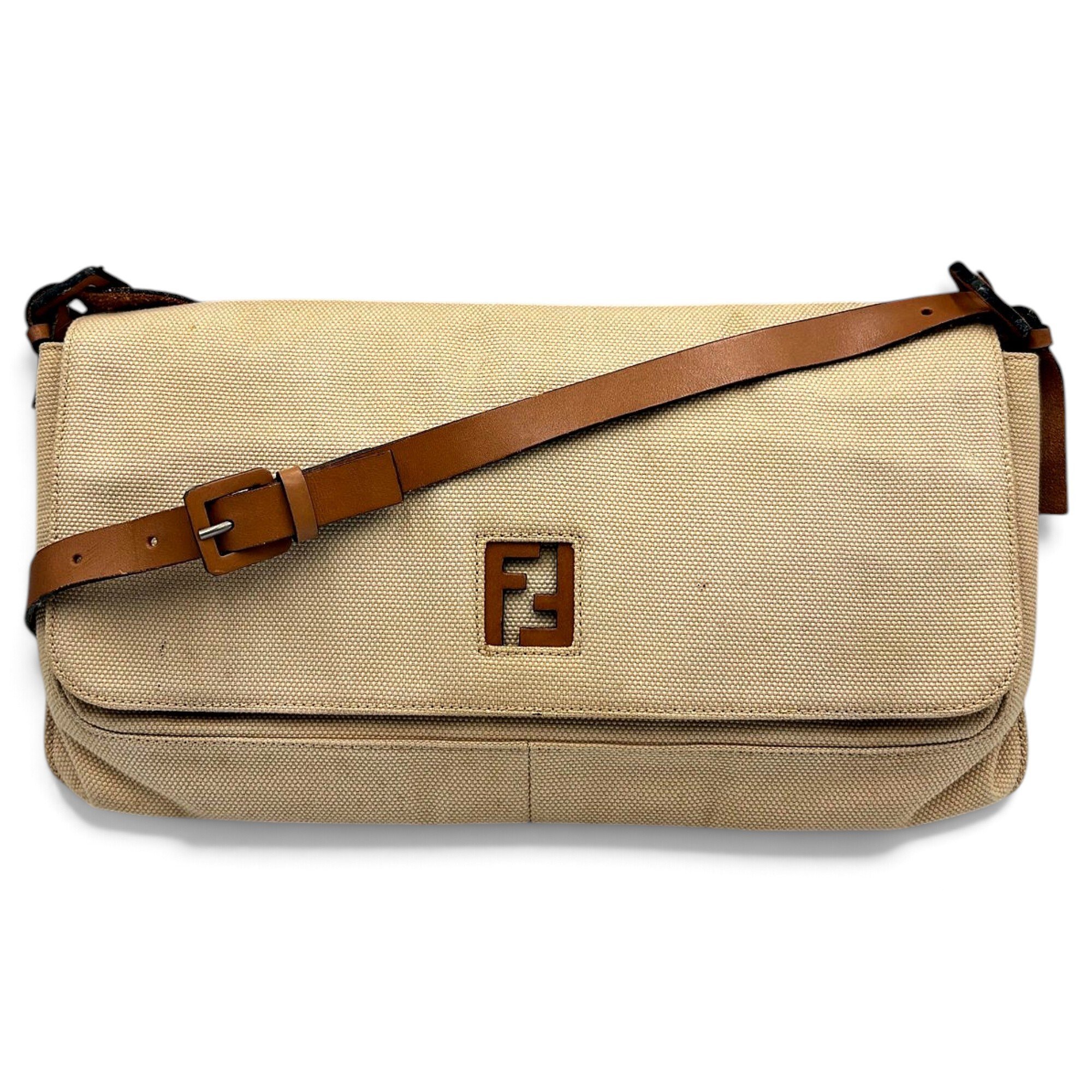 Baguette cloth handbag
