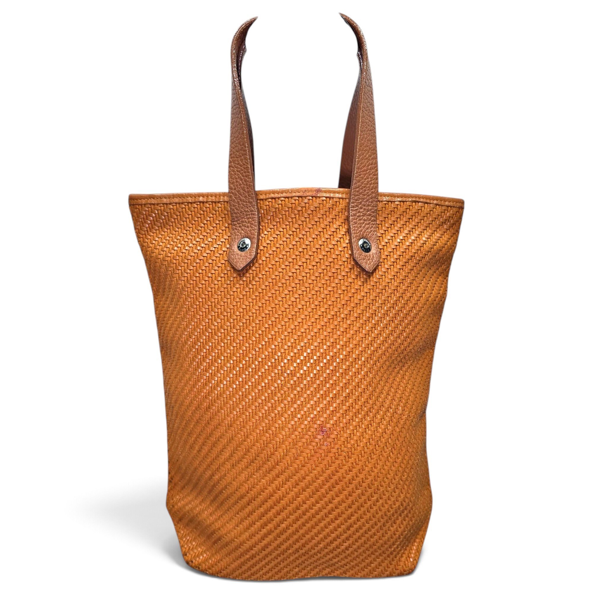 Leather tote