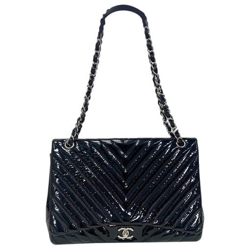 Timeless/Classique patent leather crossbody bag
