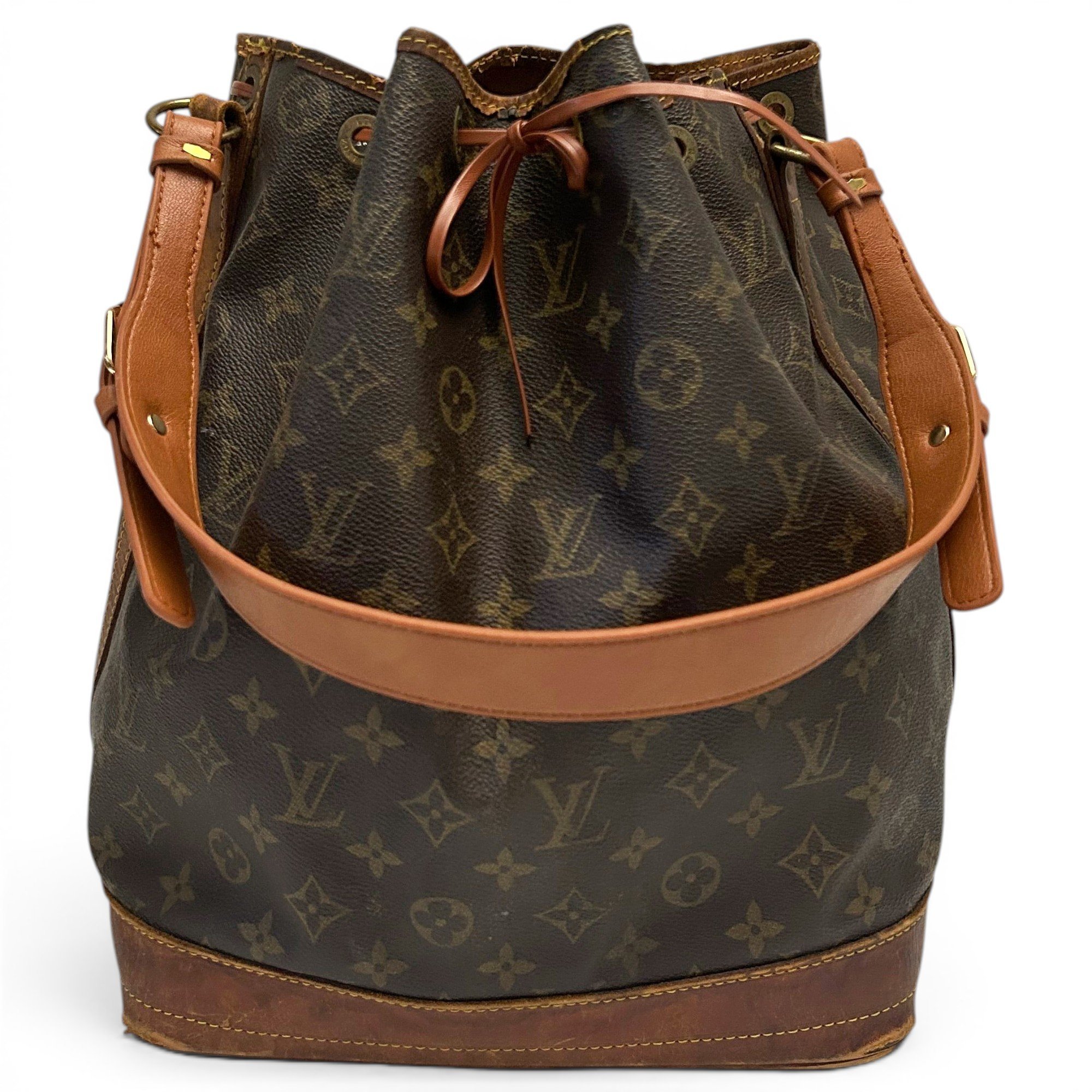 Noé leather handbag