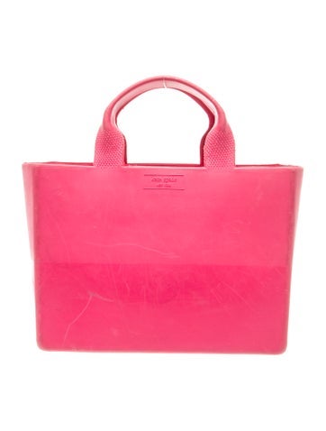 Rubber Tote