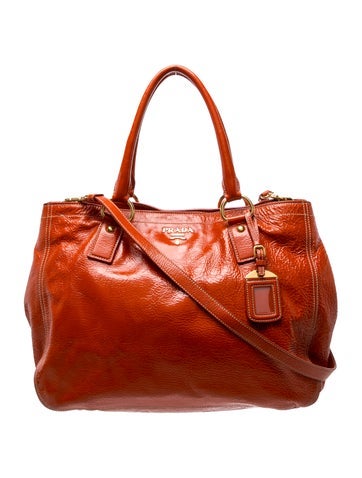 Vitello Daino Leather Tote