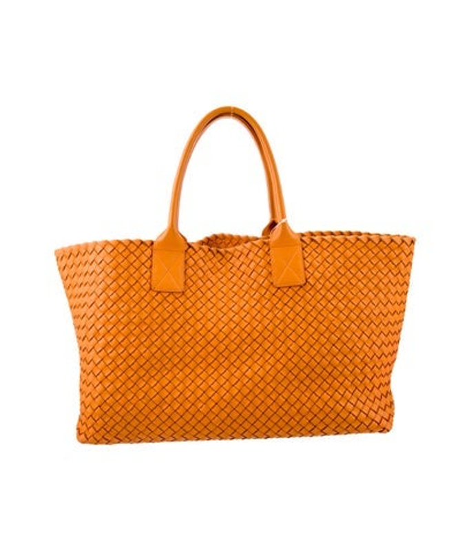 Bottega Veneta Veneta Intrecciato Cabat Medium