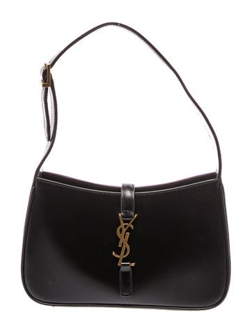 Leather Le 5 à 7