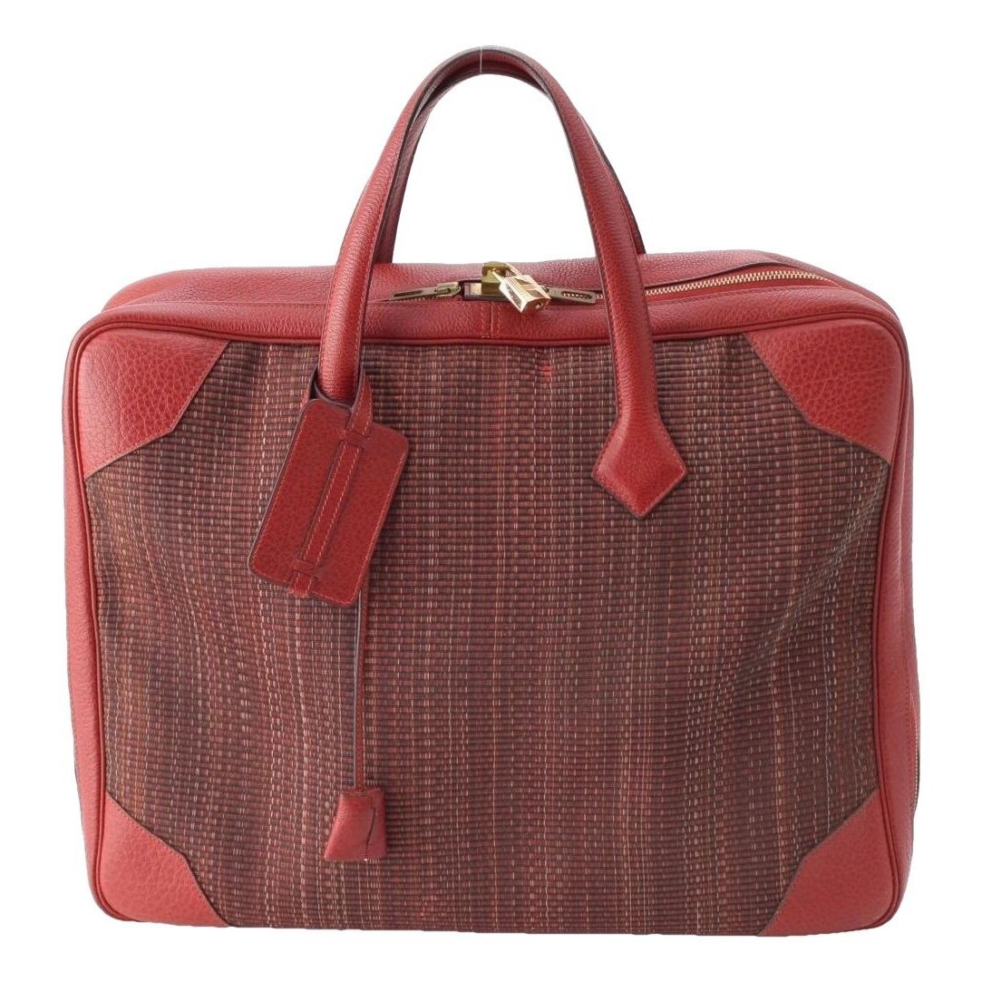 Leather travel bag