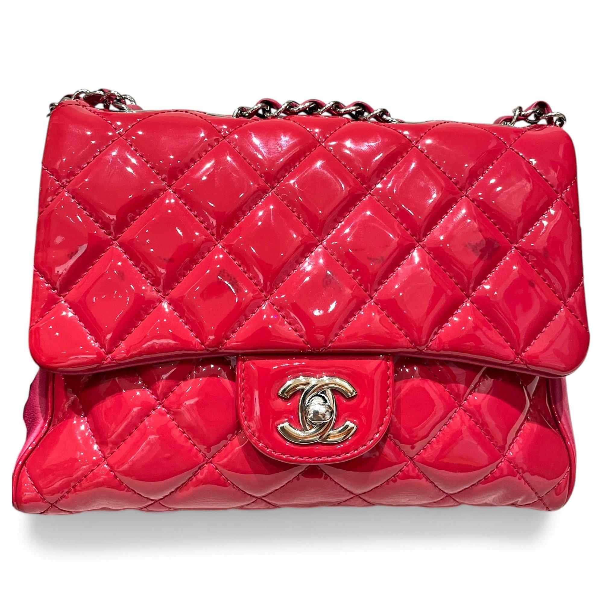 Timeless/Classique patent leather crossbody bag