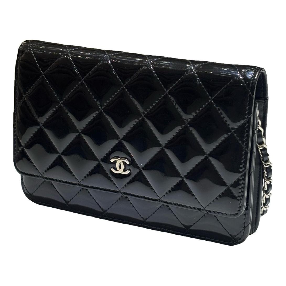 Wallet On Chain Timeless/Classique patent leather crossbody bag