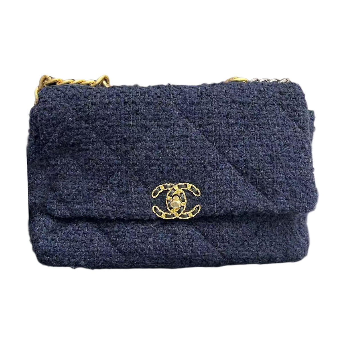 Chanel 19 leather handbag
