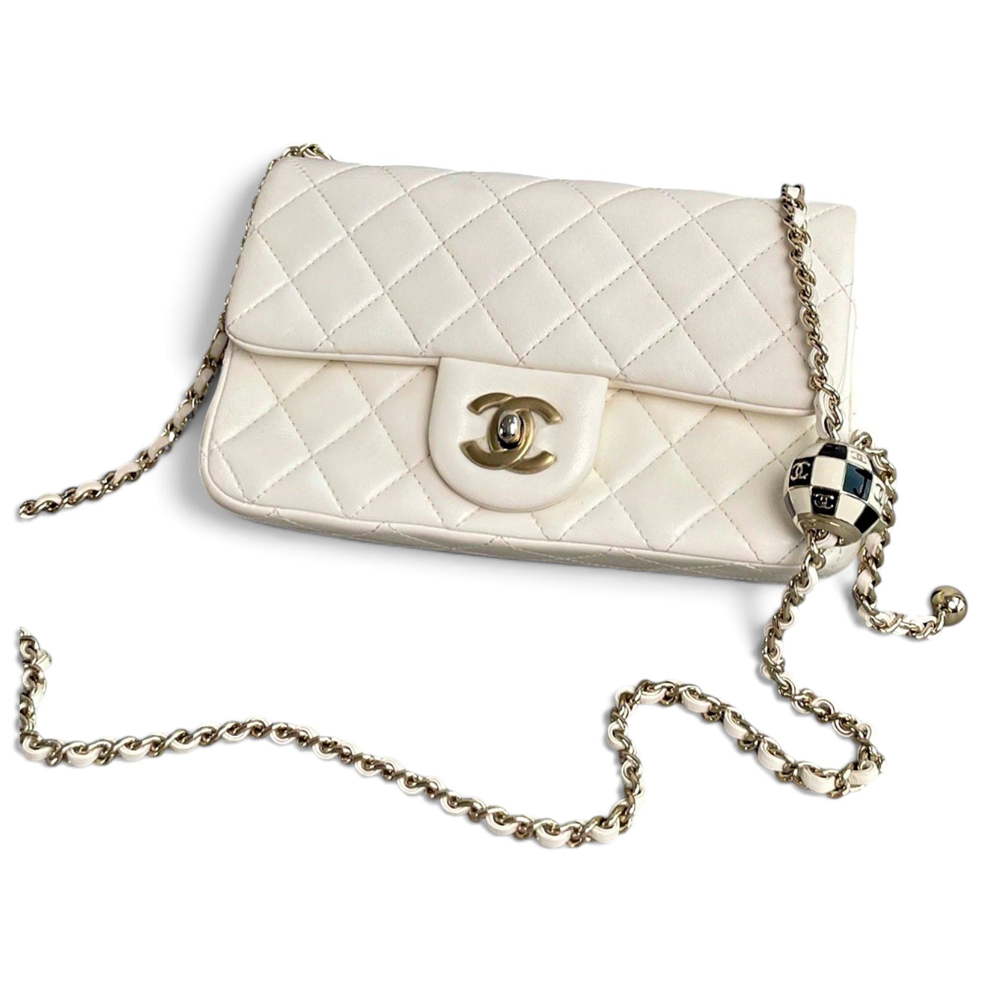 Timeless/Classique leather crossbody bag