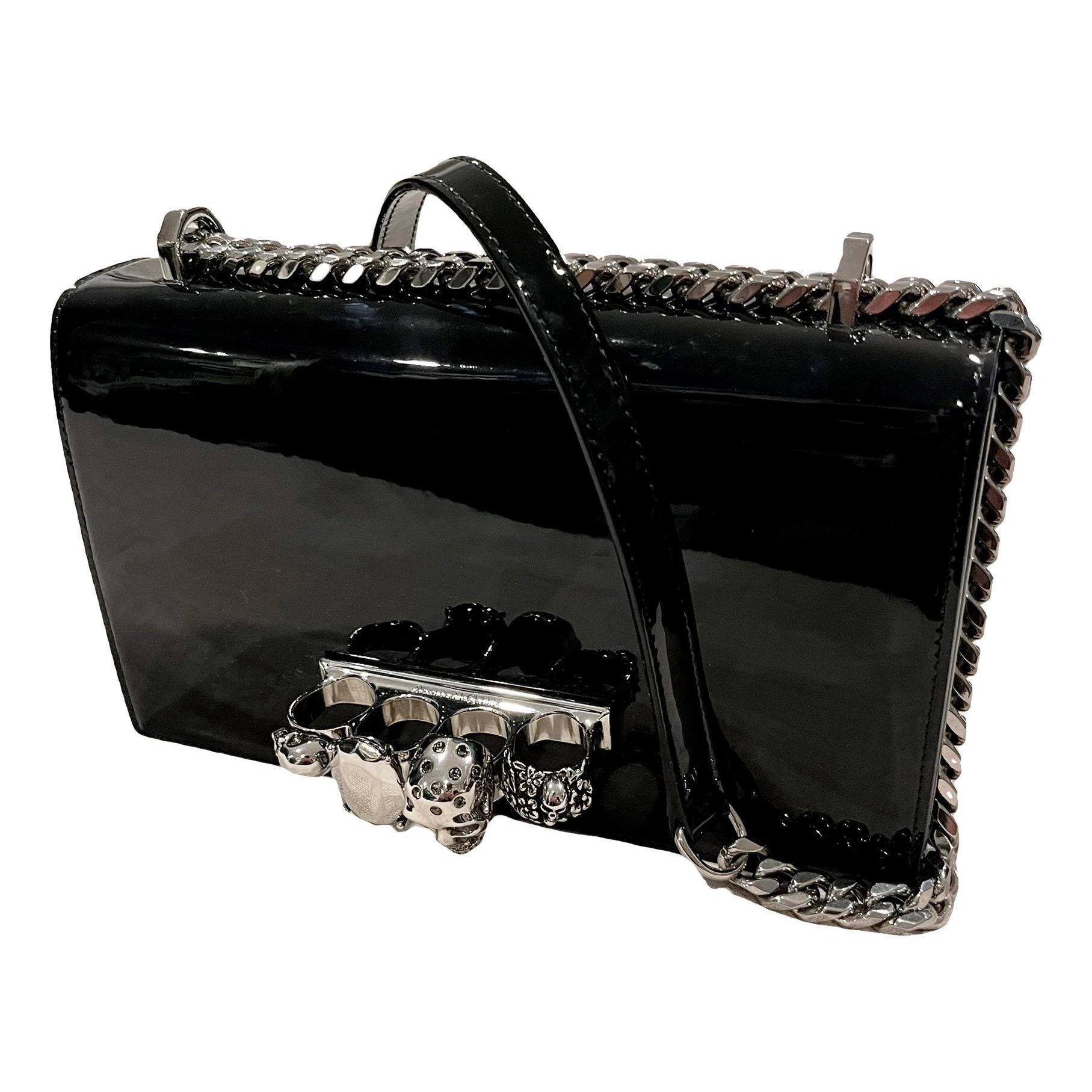 Knuckle leather handbag