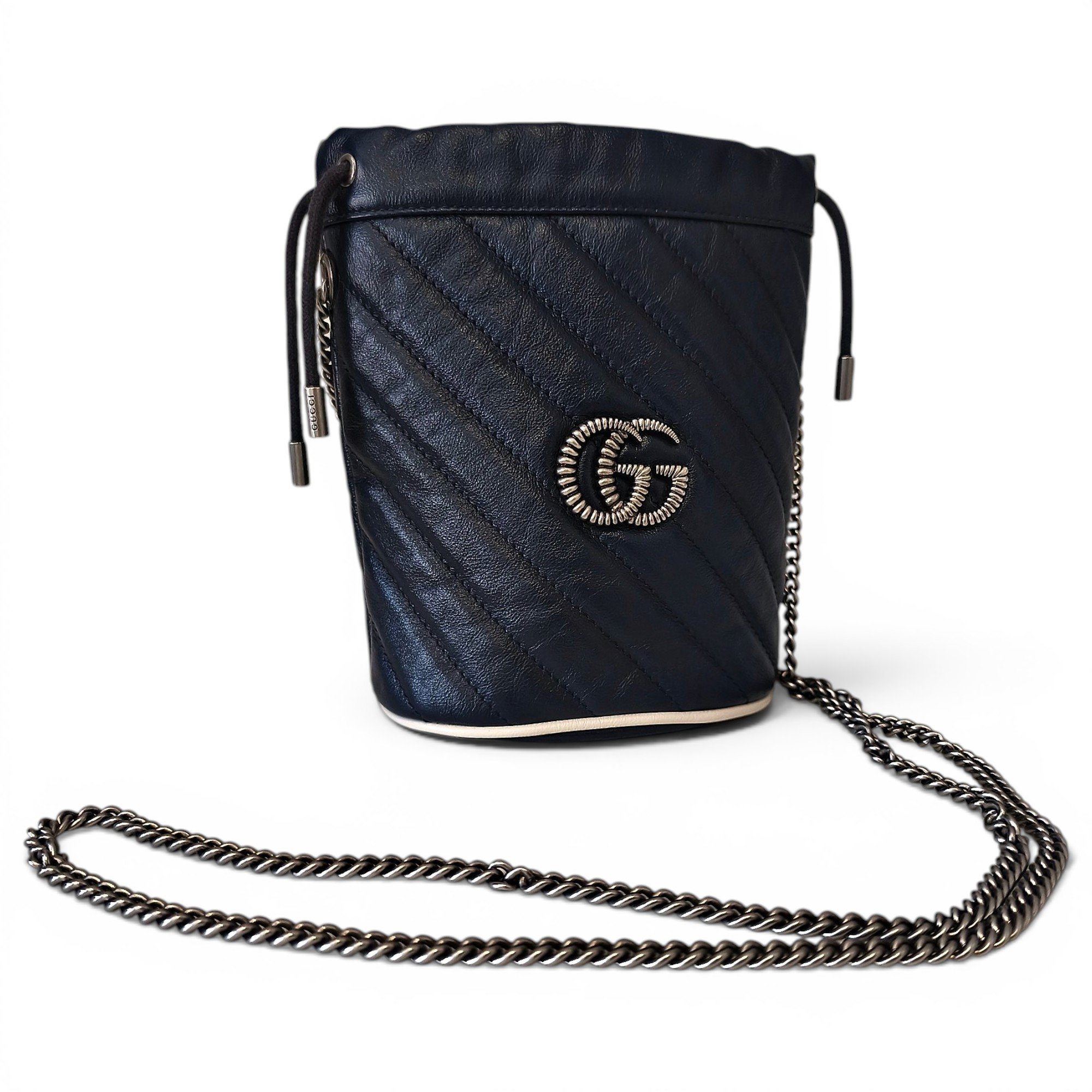GG Marmont Chain Bucket leather crossbody bag