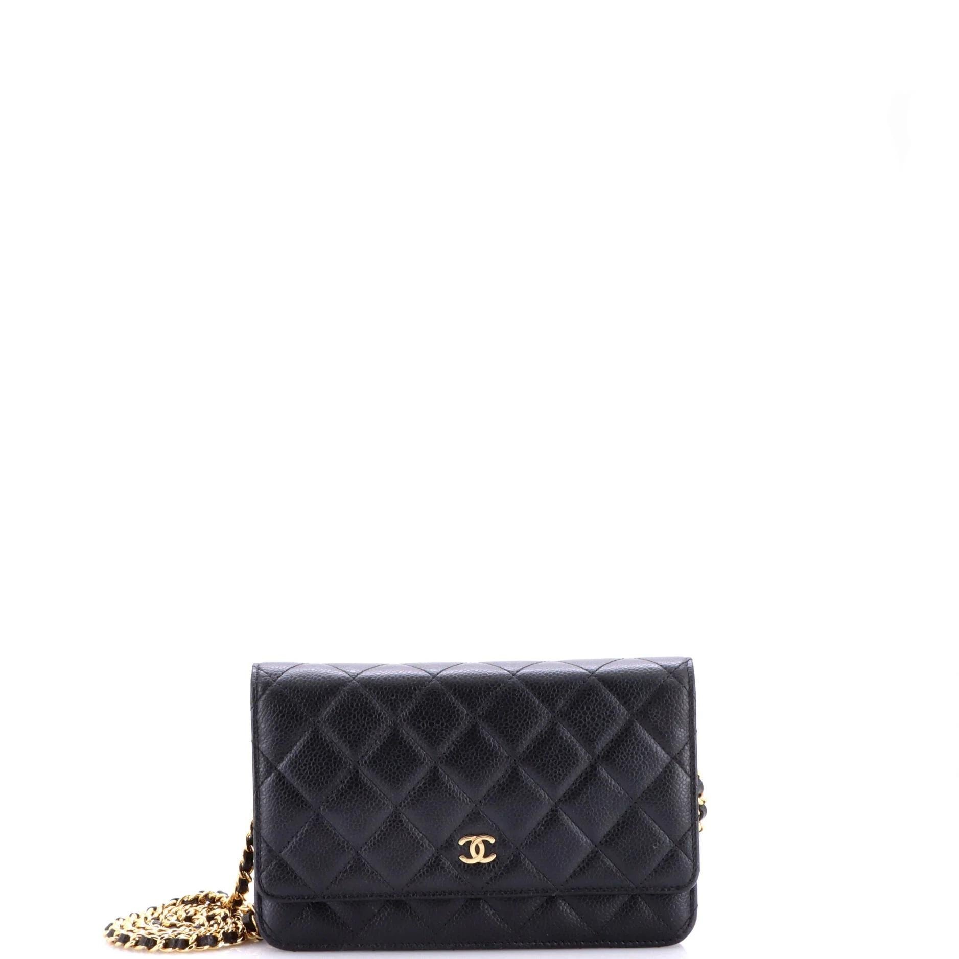 Wallet On Chain leather crossbody bag