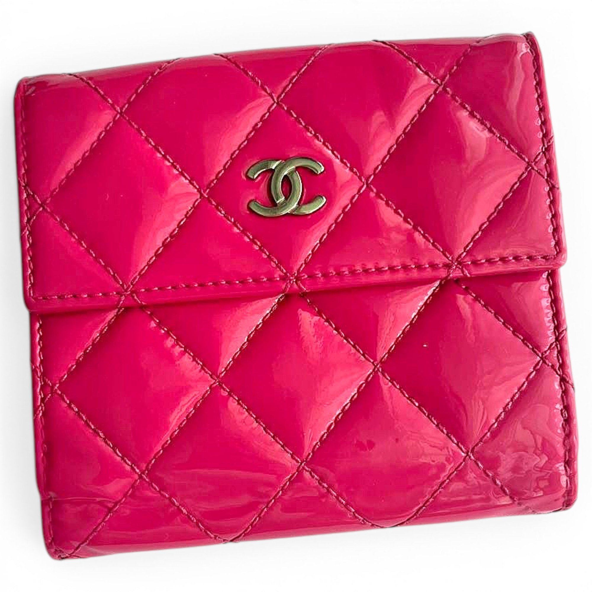 Patent leather clutch bag