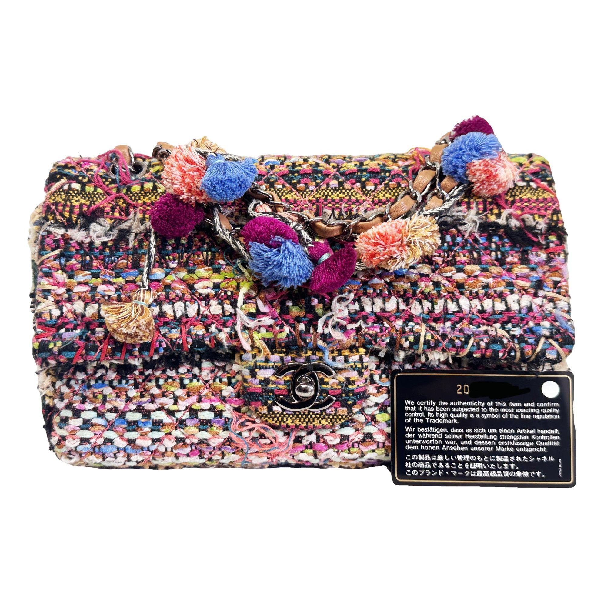 Timeless/Classique tweed crossbody bag