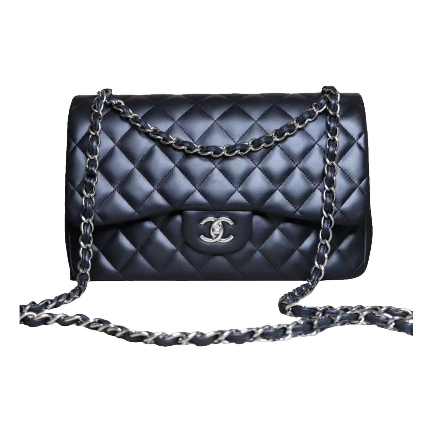 Timeless/Classique leather crossbody bag