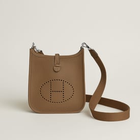 Evelyne 16 Amazone 백