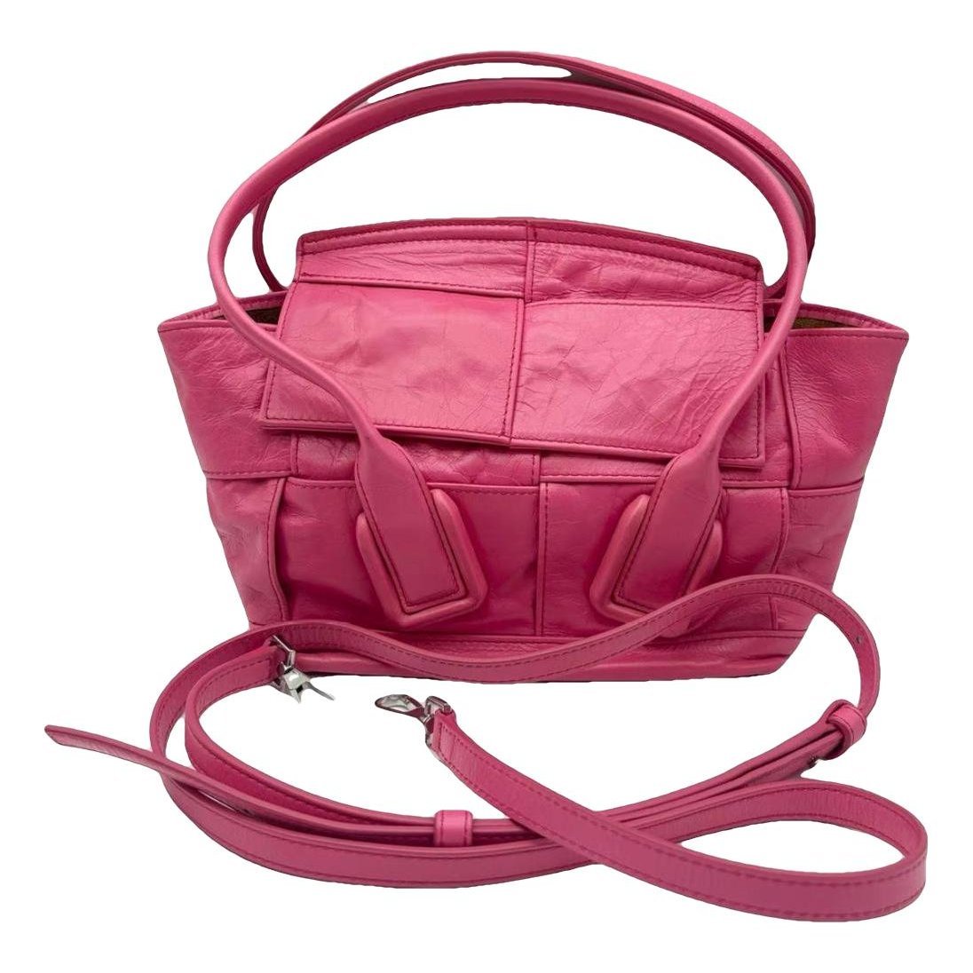 Bottega Veneta Arco leather tote