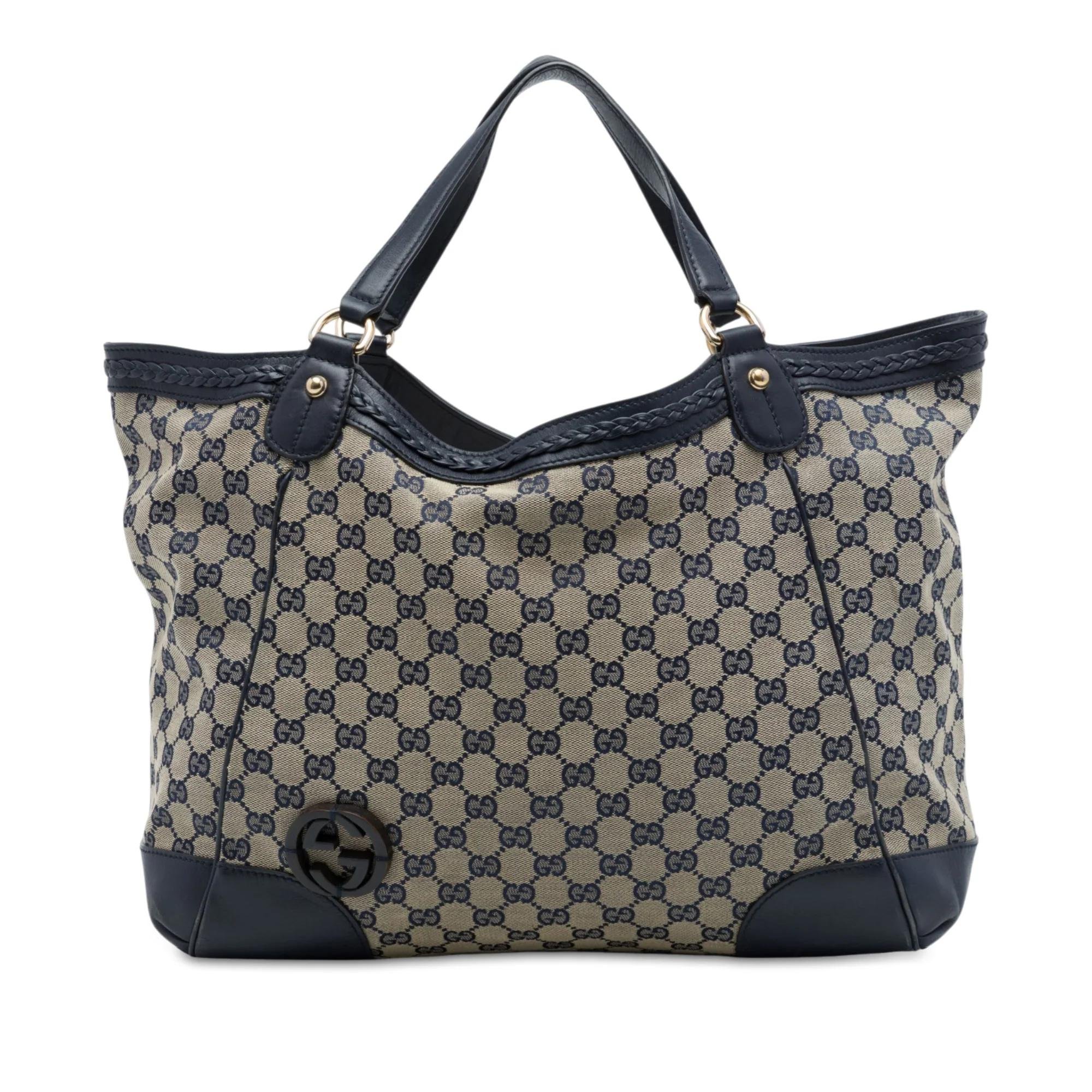 Gucci B leather handbag