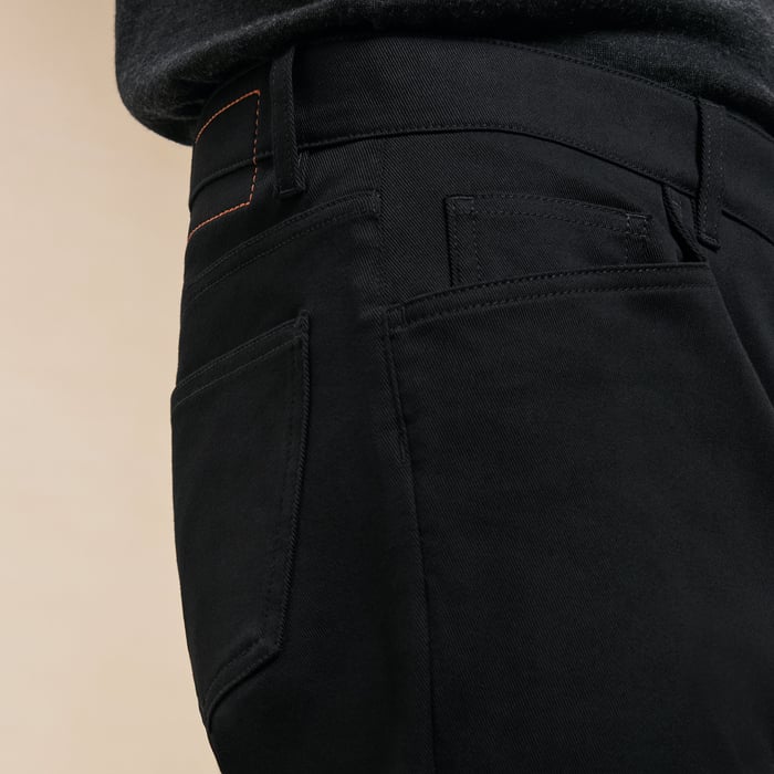Noir Straight Cut Jeans