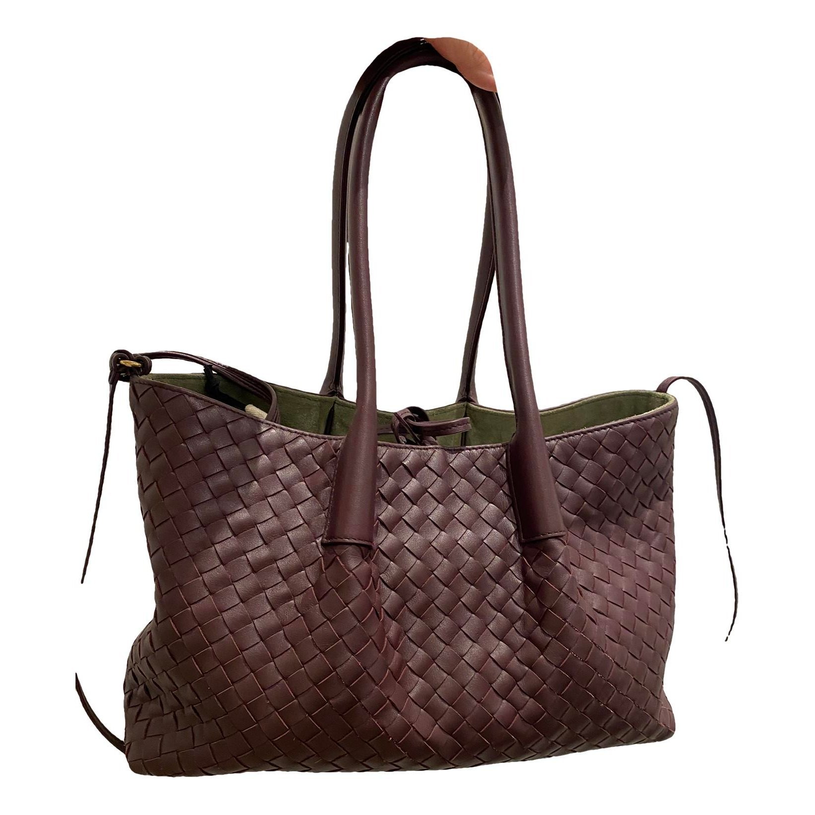 Leather handbag