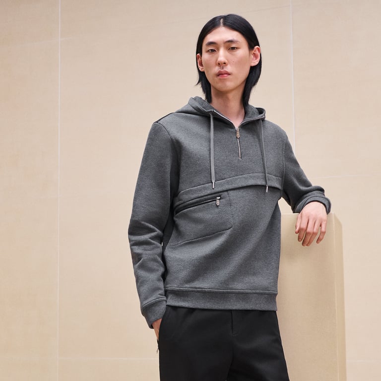 Sport capsule hooded sweater