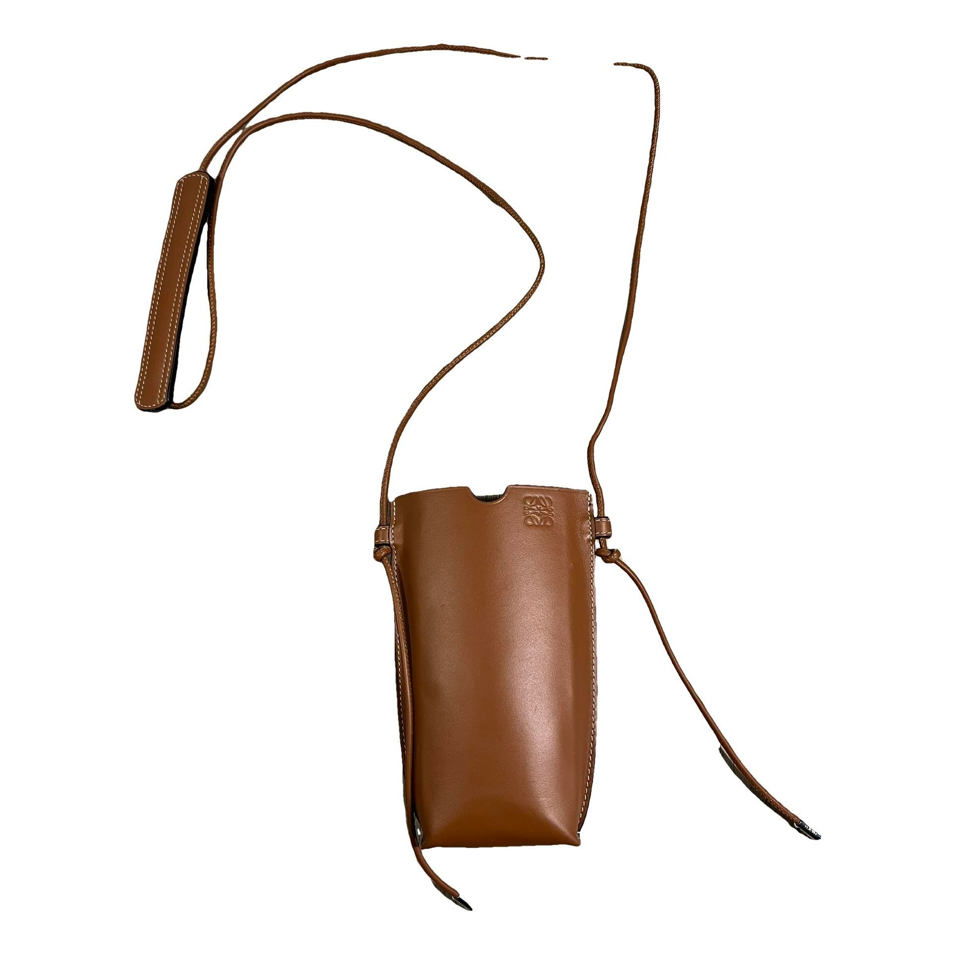 Leather clutch bag