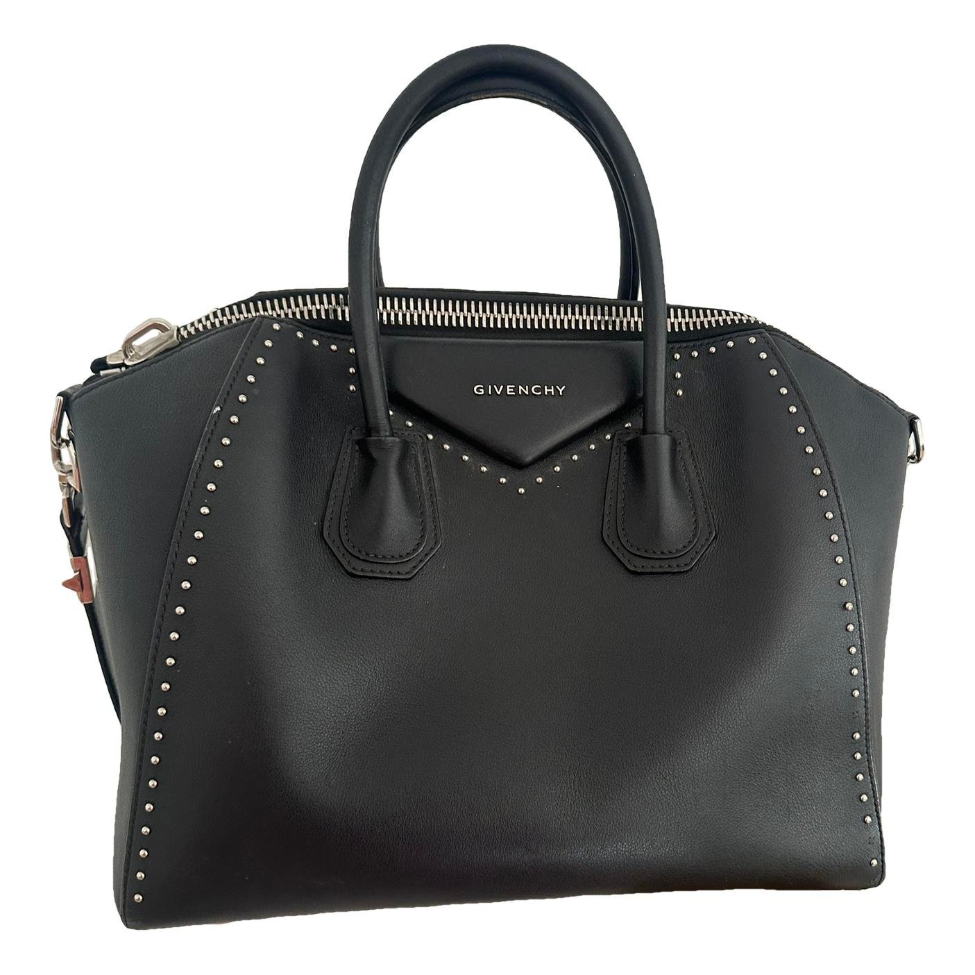 Antigona leather handbag