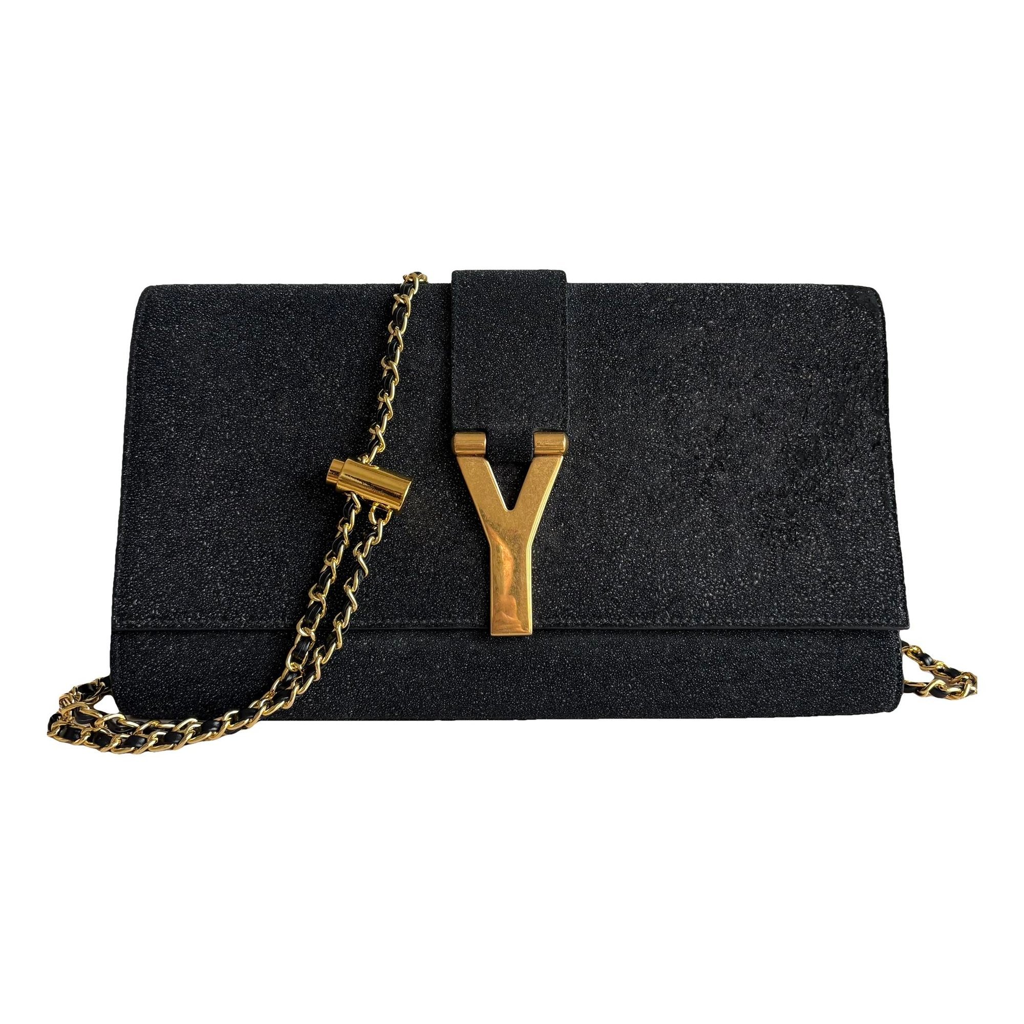 Leather clutch bag