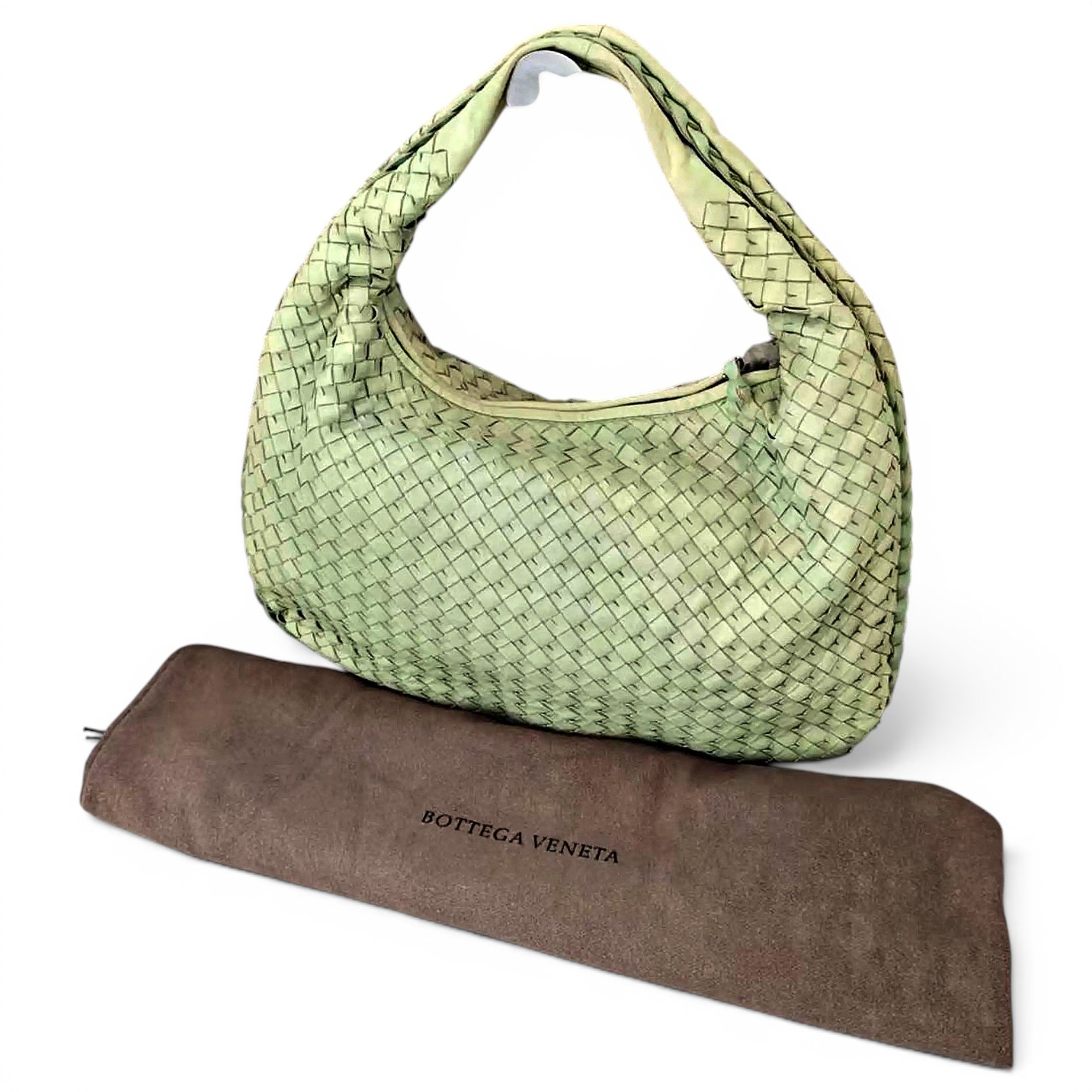Veneta leather handbag