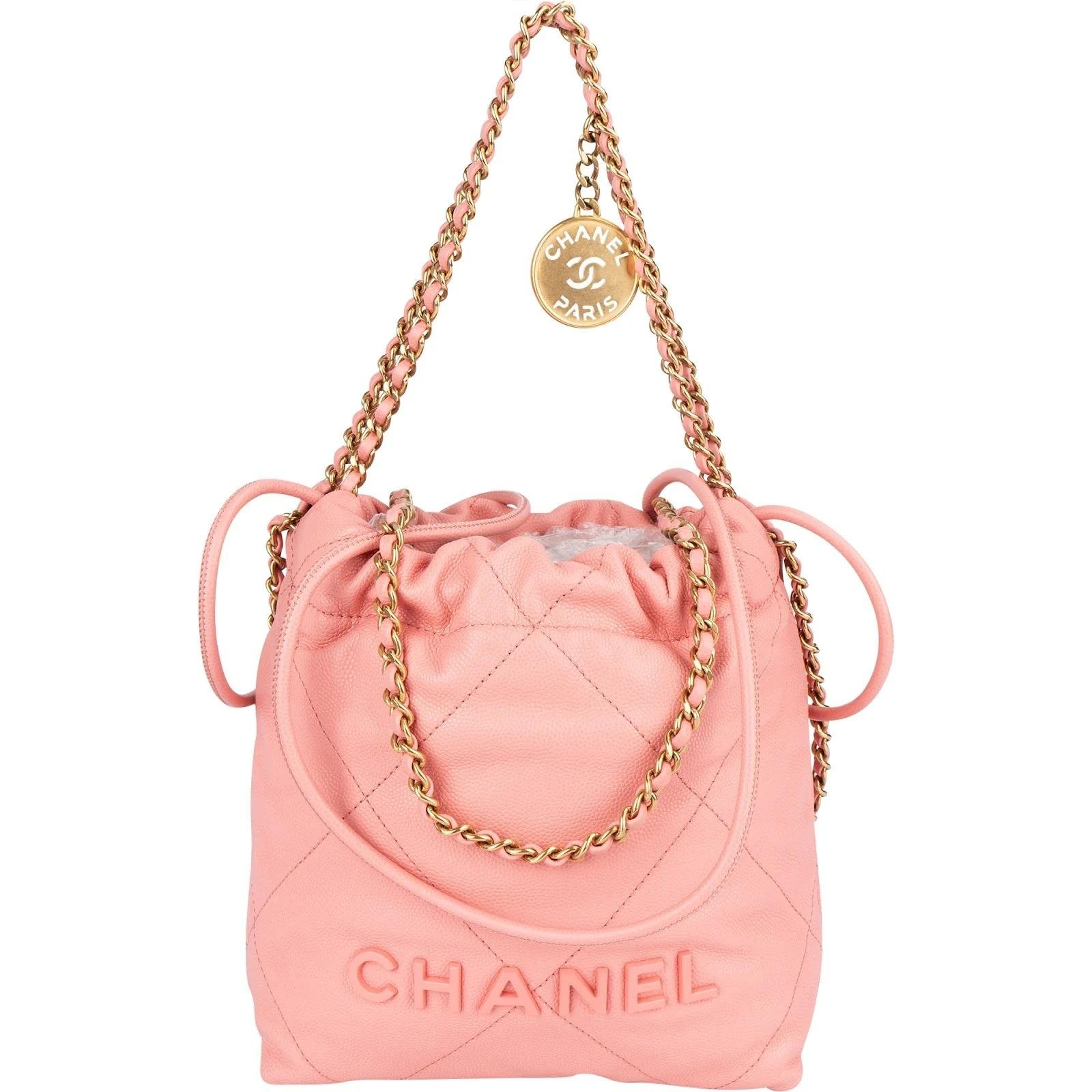 Chanel 22 leather handbag