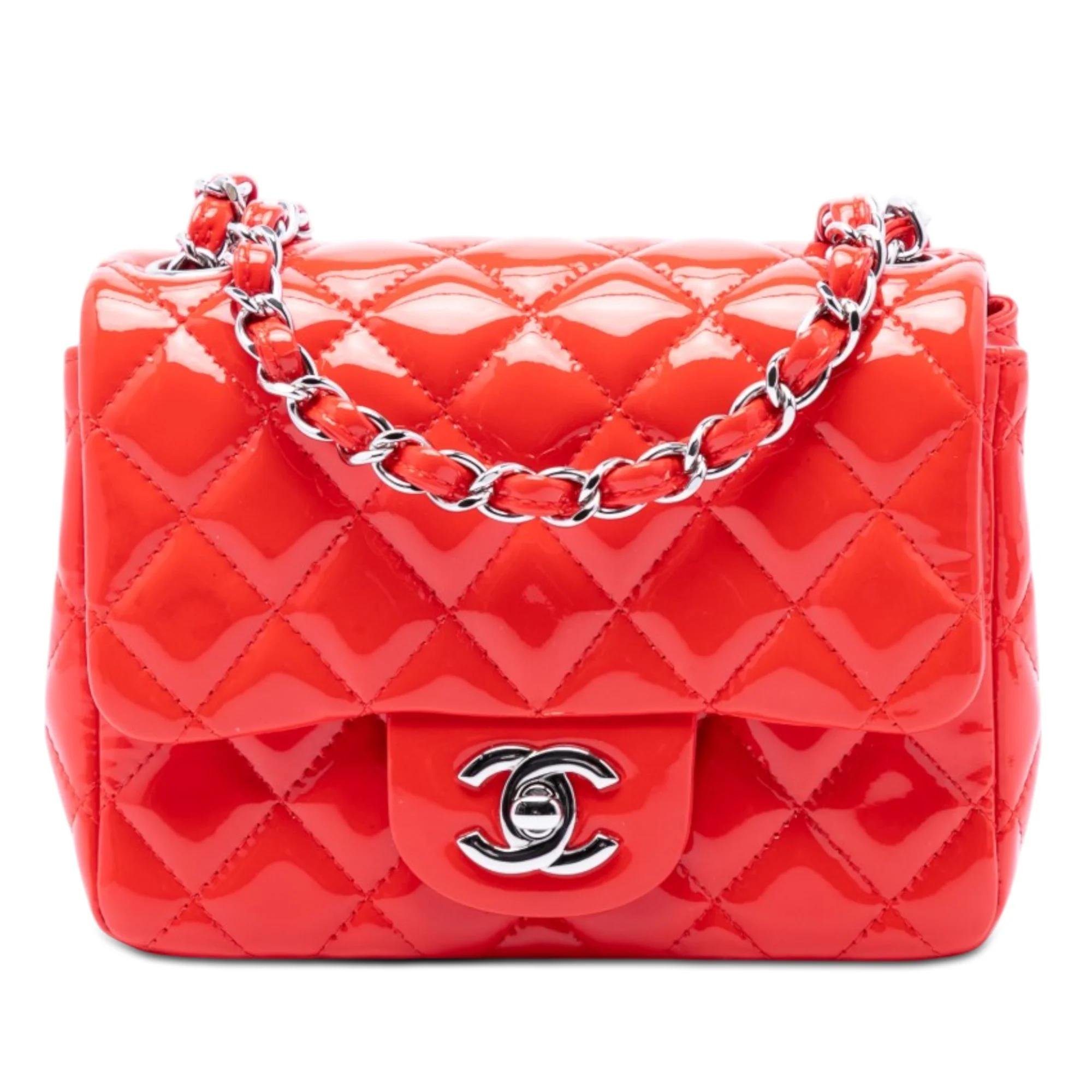 Timeless/Classique patent leather crossbody bag