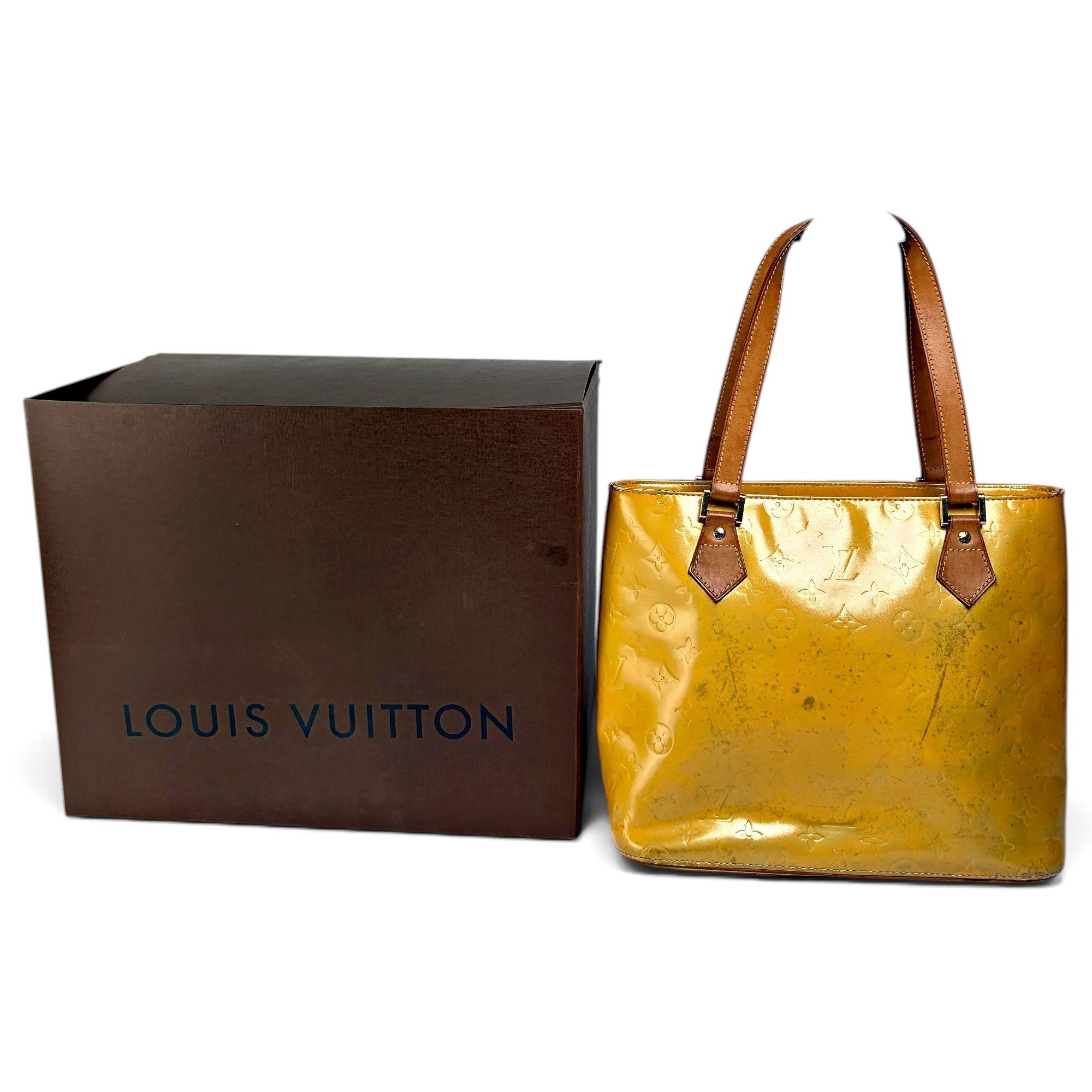 Alma BB patent leather handbag